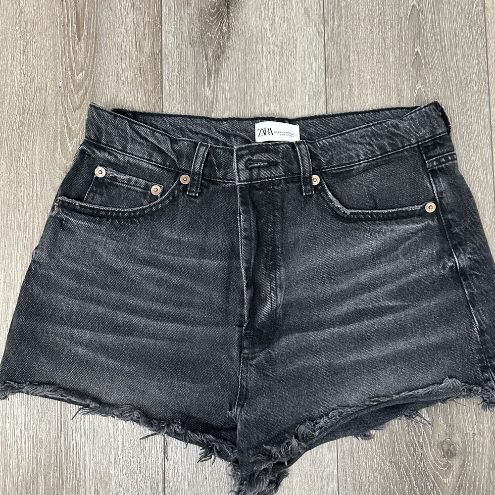 Zara Women's Faded Black Jean Shorts